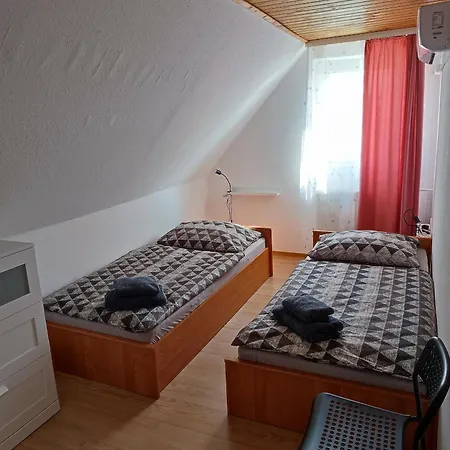 Apartment Aranyharmat Eu *