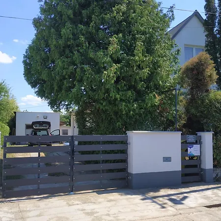 Aranyharmat Eu Apartamento *
