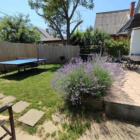 Aranyharmat Eu Apartment *